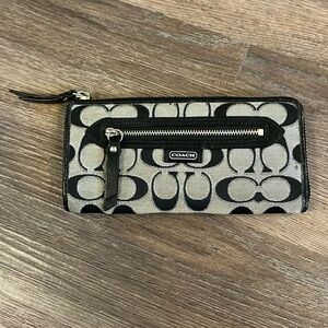 Coach wallet